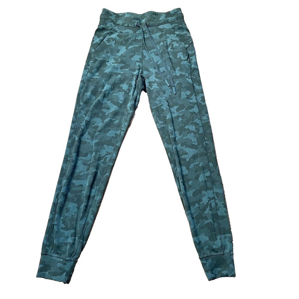 LULULEMON Ready to Rulu Digi Camo Yoga Training Running Jogger Womens Size 4
